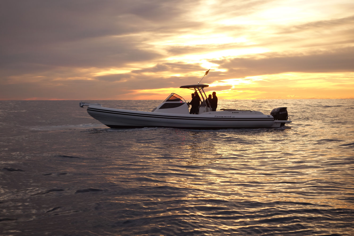 barcos capelli en ibiza